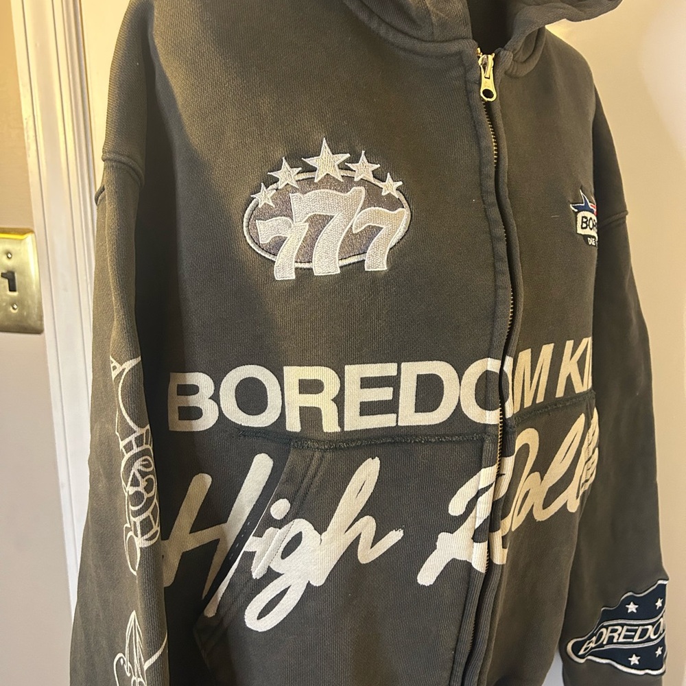 BOREDOM KILLS HIGH ROLLER HOODIE SIZE SMALL - Picture 5 of 11